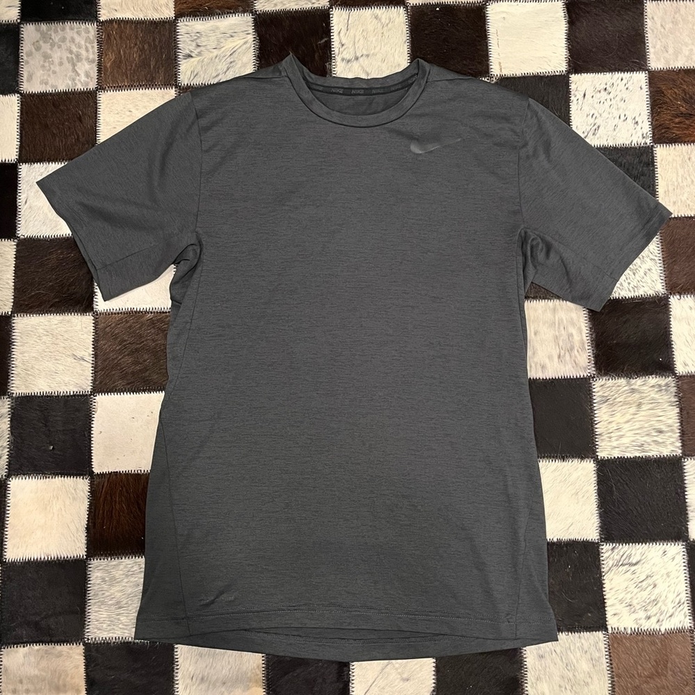 Nike Dri-Fit tee bundle - Picture 3 of 5